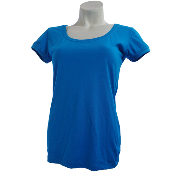 (L06G) Klipp Short - This smart looking t-shirt with short arms is a perfect cut to fit most women. The deep cut in the front makes a small logo on front really stand out. Relaxed, yet feminine fit. Ribbed collar and hemmed sleeves. As many clients have requested this style is now available also as a dress (L19G) Lady Style Klipp Dress - style shirt ready for your own custom printing in Bali